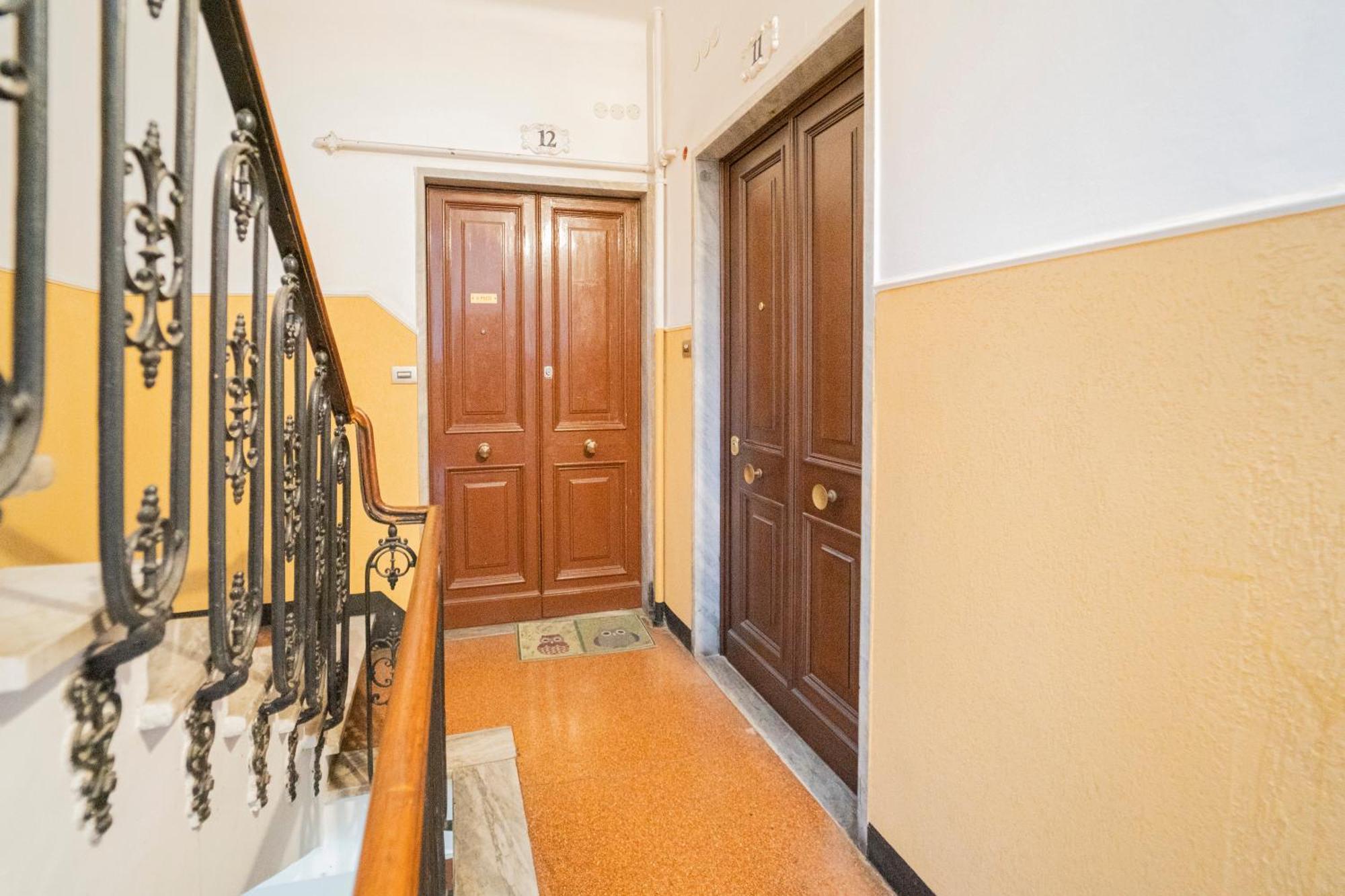 Appartamento Genova,400M Dal San Martino Екстер'єр фото